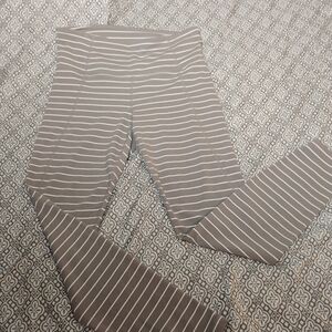 Athleta stretch yoga pants athletic leisure wear size Small leggings